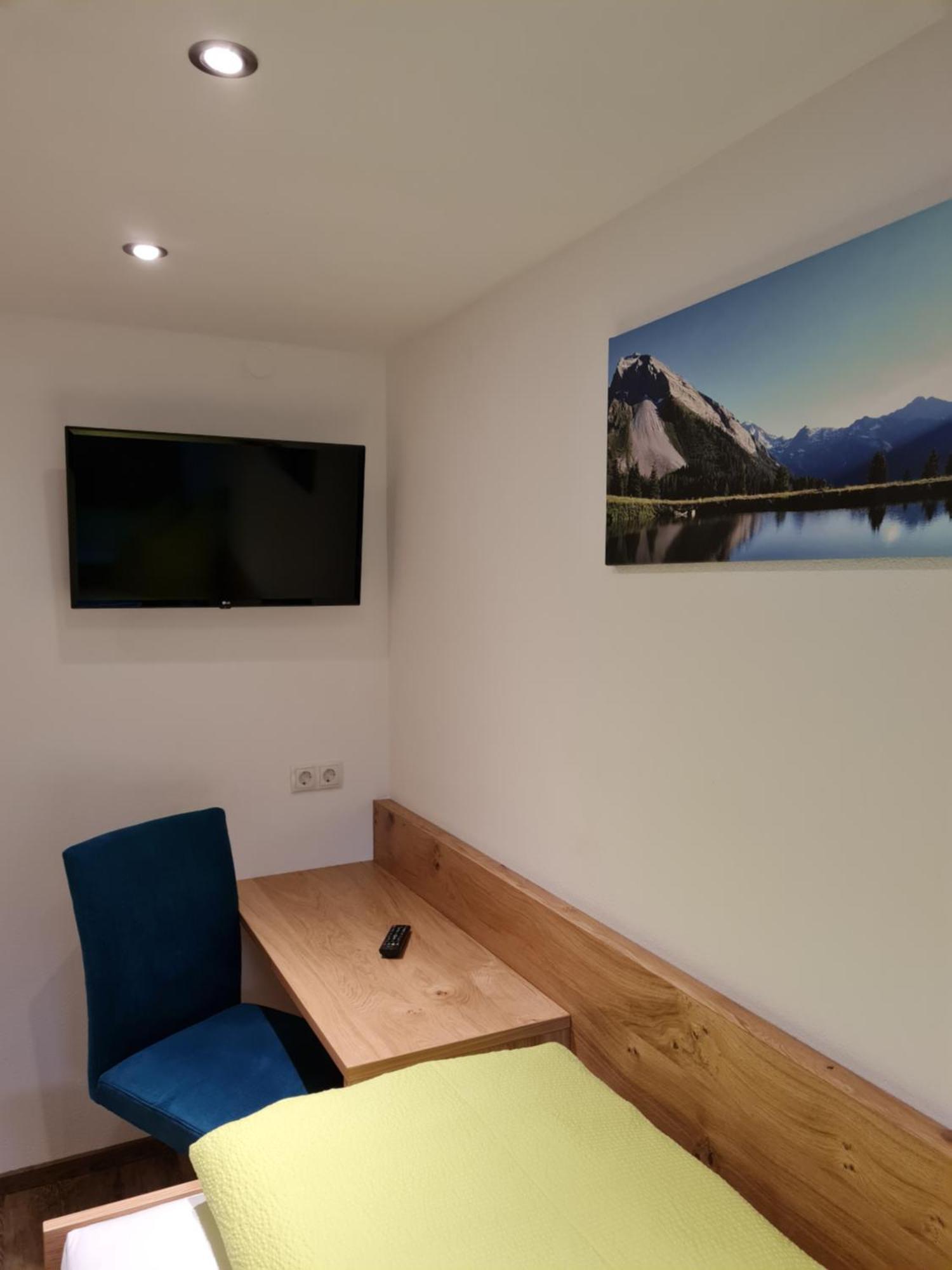 Ferienwohnung Alpenheim Tux Zimmer foto
