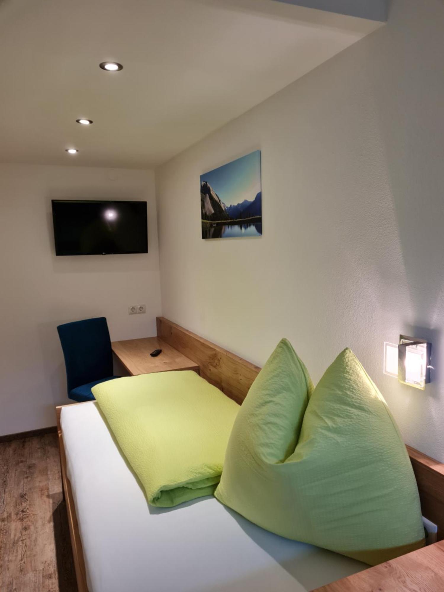 Ferienwohnung Alpenheim Tux Zimmer foto